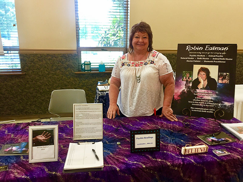 Robin-Eatman-Connected-to-Spirit Robin Eatman connected with the Spirit World